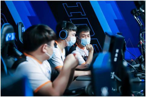 争中调整战 争中调整战