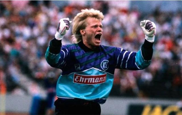 不少球迷表 不少球迷表